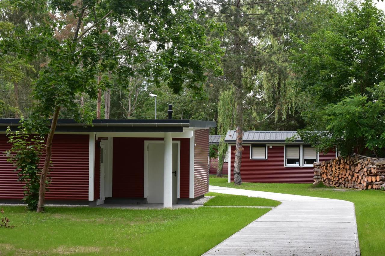 Feriendorf Am Flaemingbad Coswig (Anhalt) Exterior foto